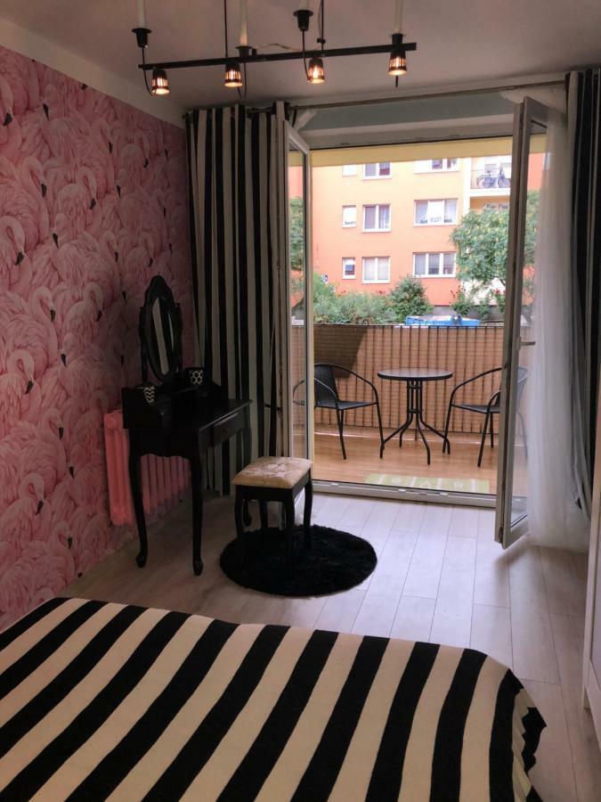 Hugo Apartment กดัญสก์ ภายนอก รูปภาพ