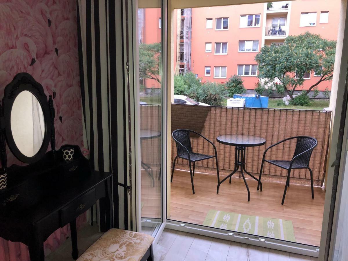 Hugo Apartment กดัญสก์ ภายนอก รูปภาพ