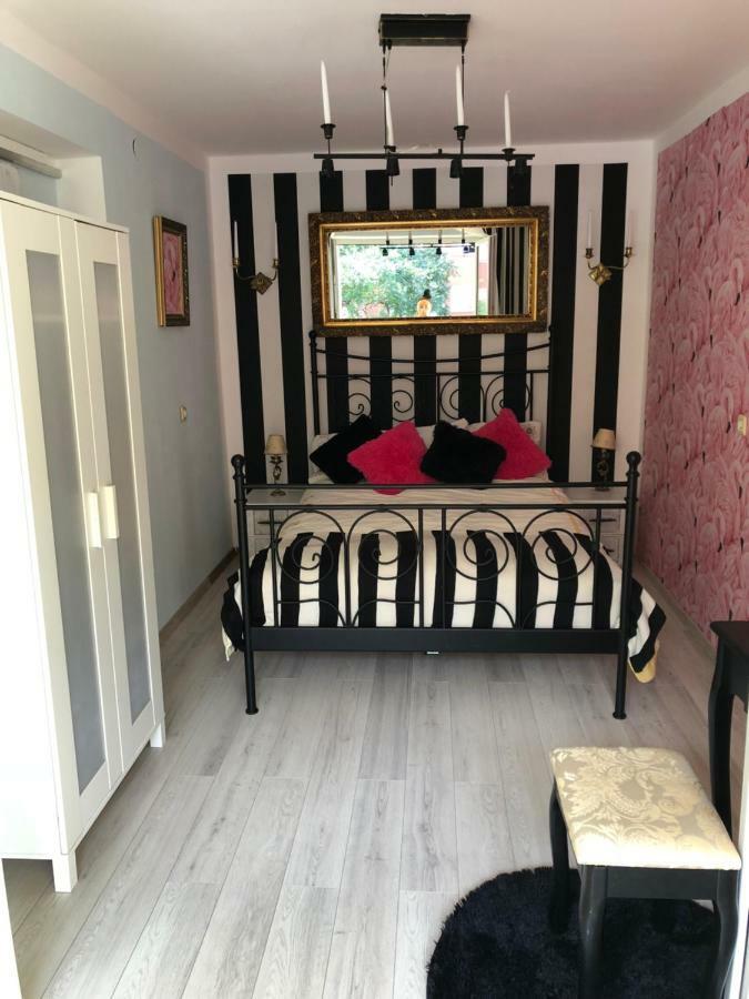 Hugo Apartment กดัญสก์ ภายนอก รูปภาพ